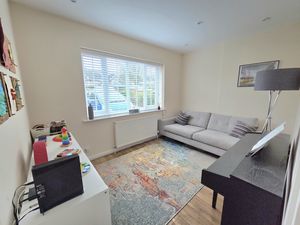 Photo 25- click for photo gallery